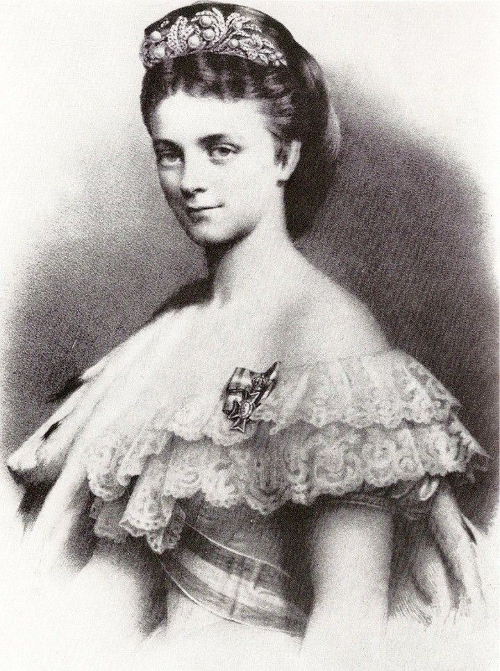 София Шарлотта Августа — принцесса Баварская, герцогиня Баварская, позднее герцогиня Алансонская и Орлеанская