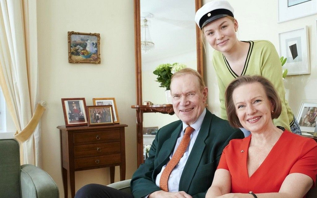 Верный семьянин Павво Липпонен со своей супругой и дочерью Софьей.